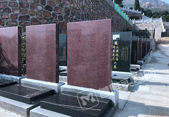 恩泽园 立碑2