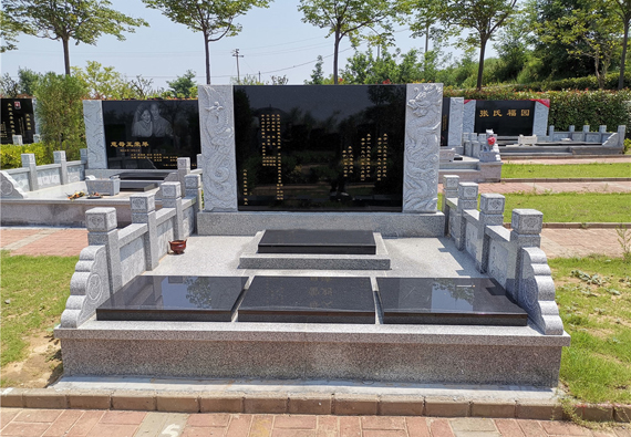 富贵园 双穴立碑4